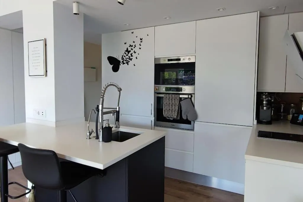 Design Apartment With Sea View Castelldefels